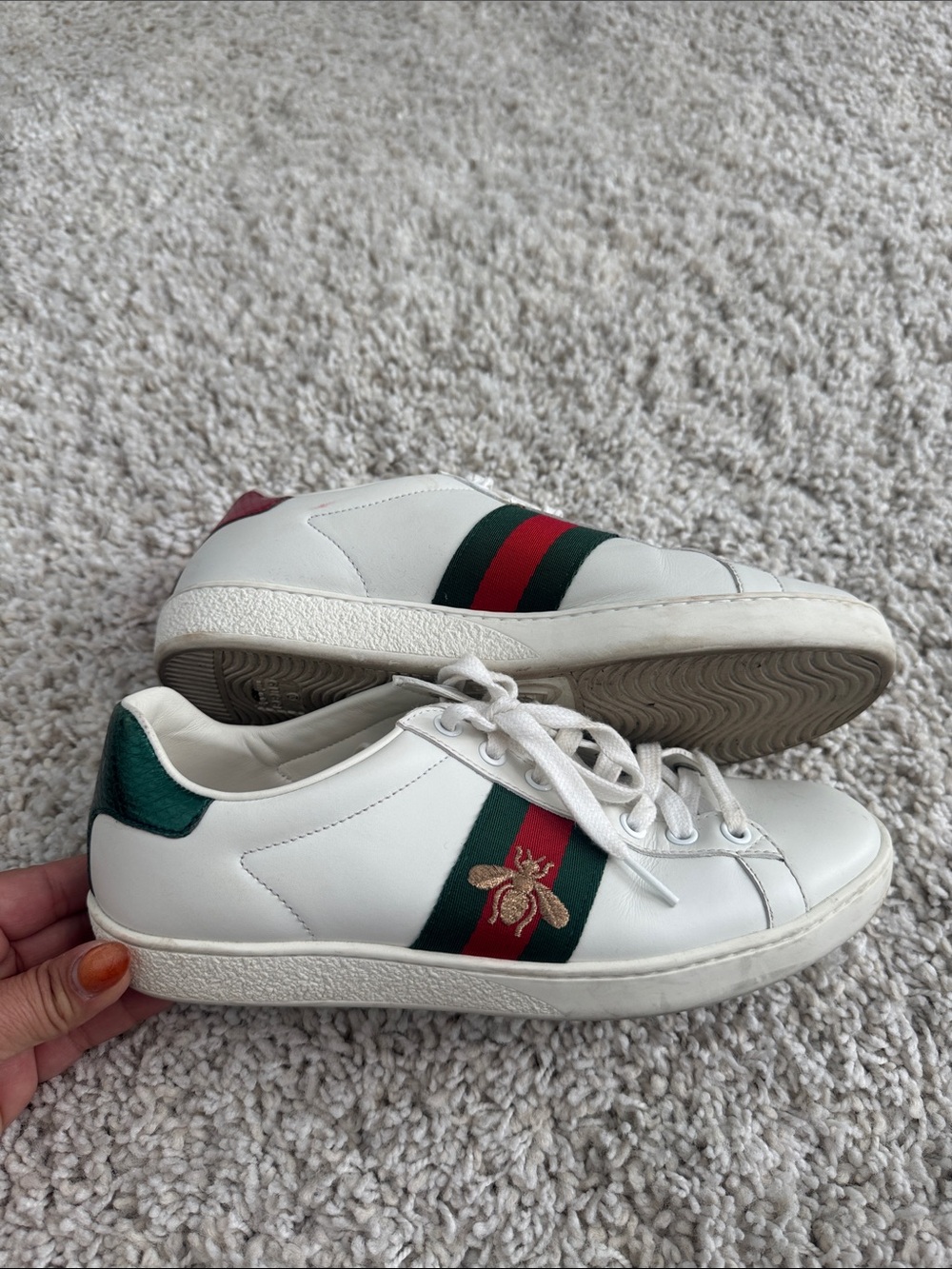 Gucci White Leather Women’s Sneakers with Green & Red Web Stripe and Bee Size 37